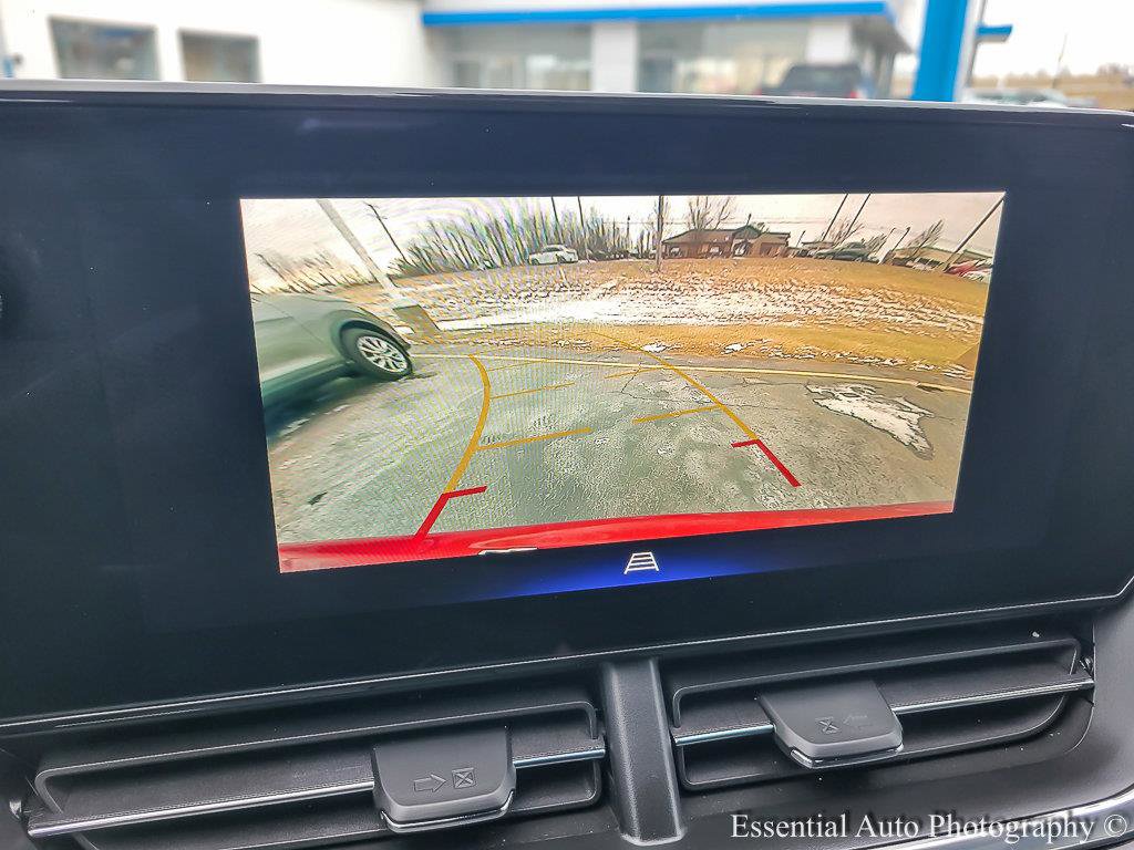 Certified 2025 Chevrolet Trax RS w/ Driver Confidence Package image 19