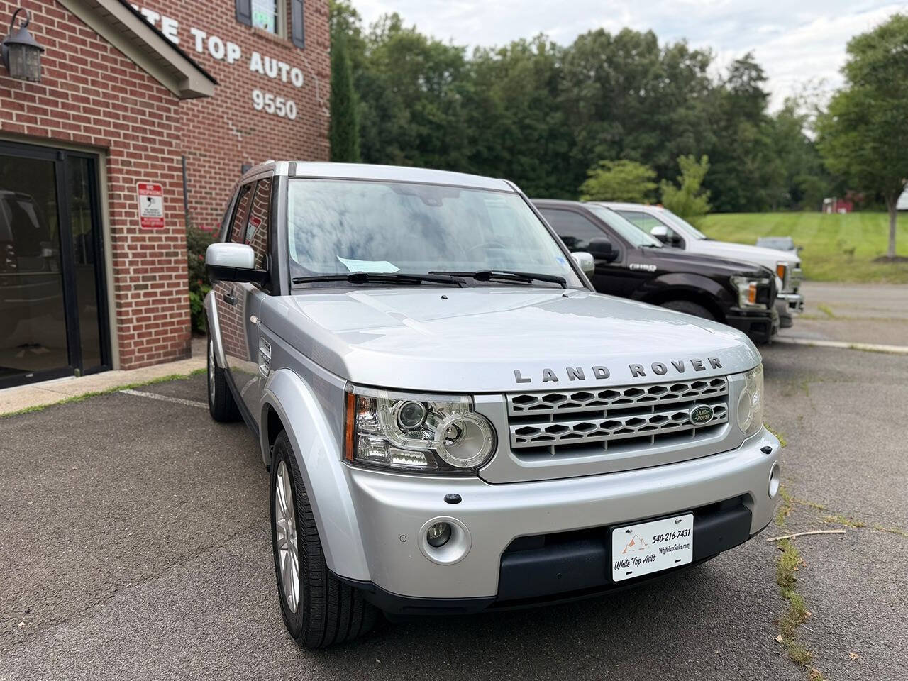 Used 2012 Land Rover LR4 HSE AWD/4WD image 8