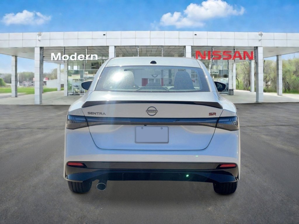 New 2026 Nissan Sentra SR FWD image 4