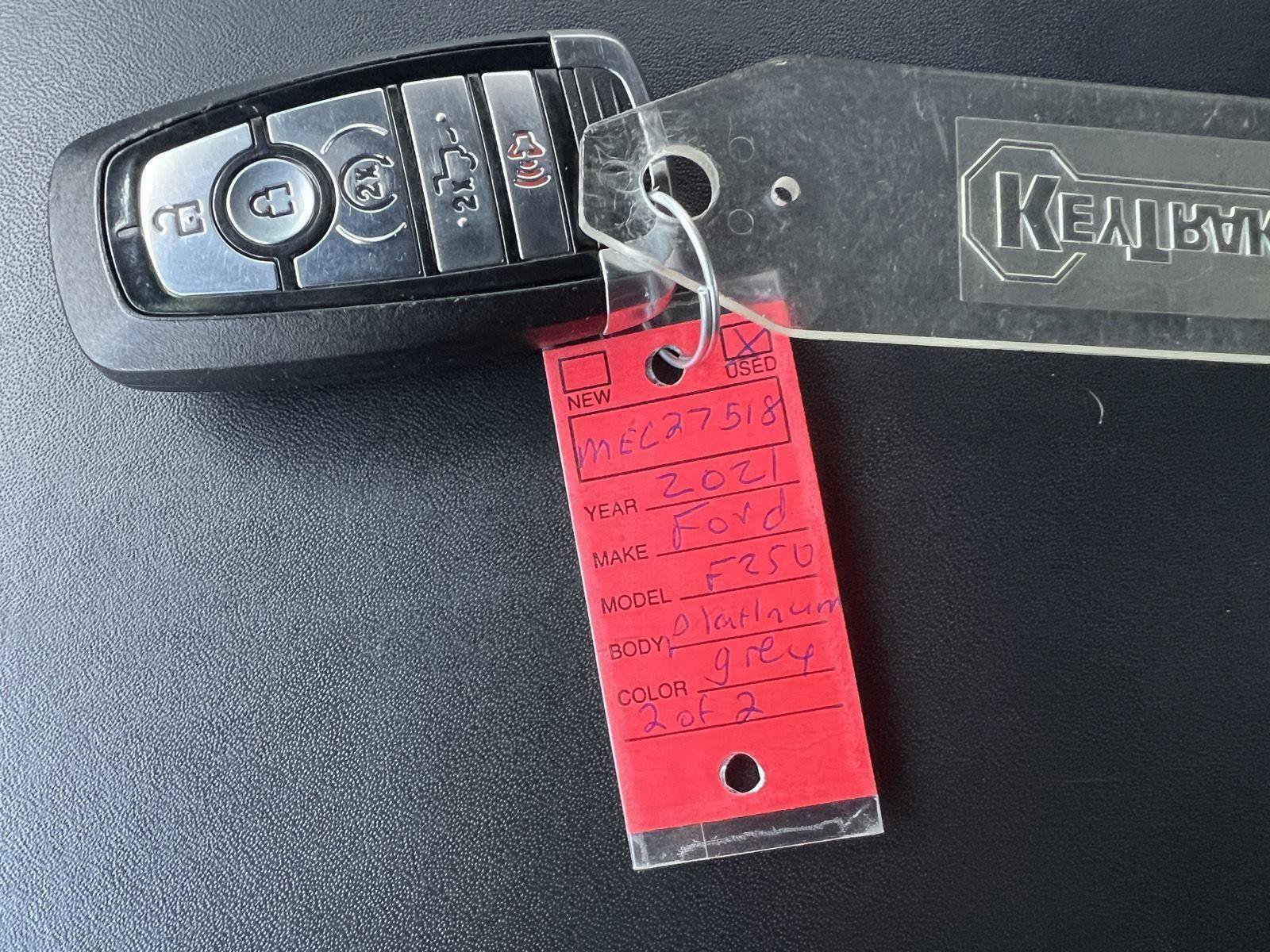 Used 2021 Ford F250 Platinum w/ FX4 Off-Road Package image 34