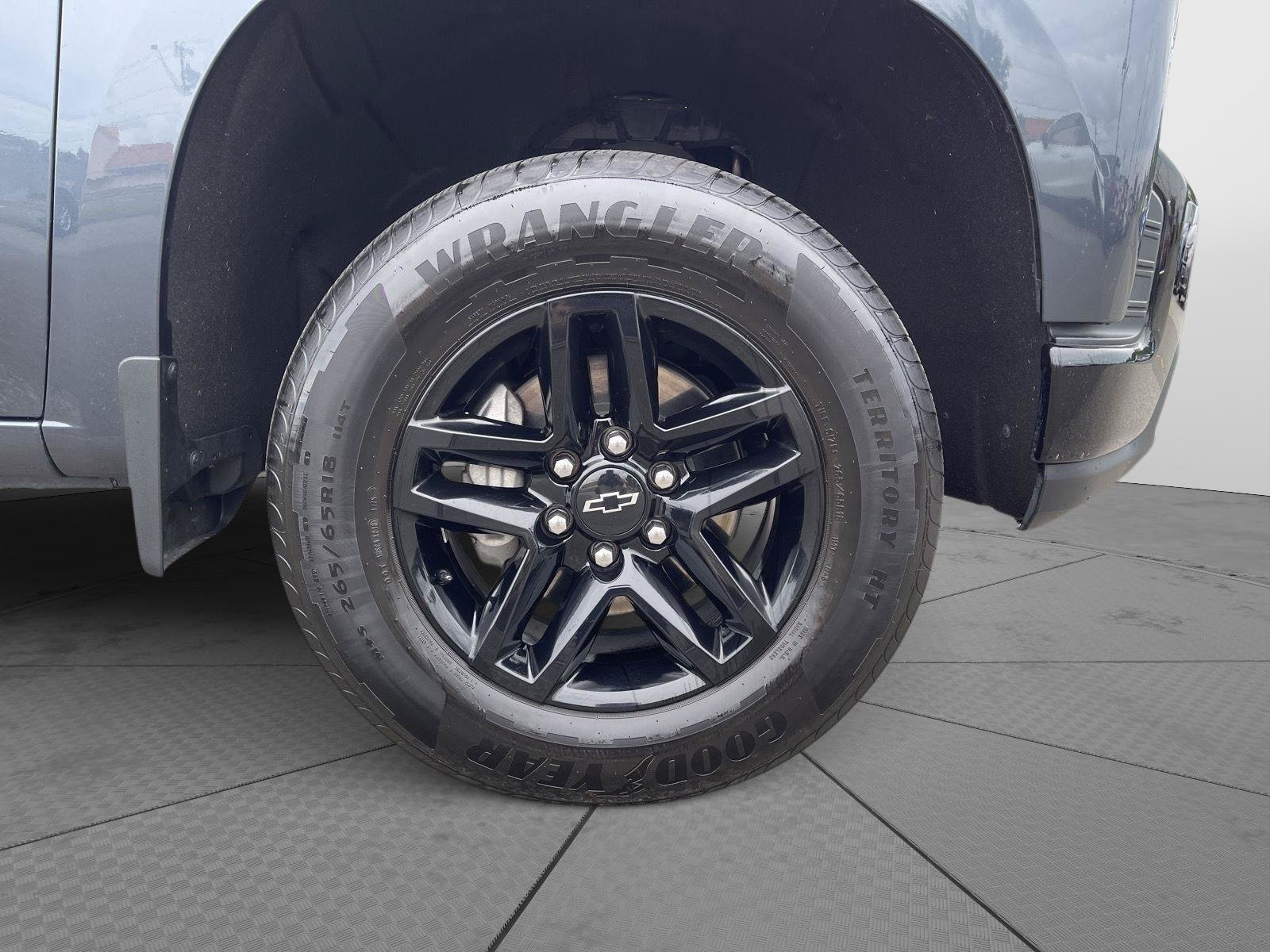 Used 2020 Chevrolet Silverado 1500 LT Trail Boss AWD/4WD image 21