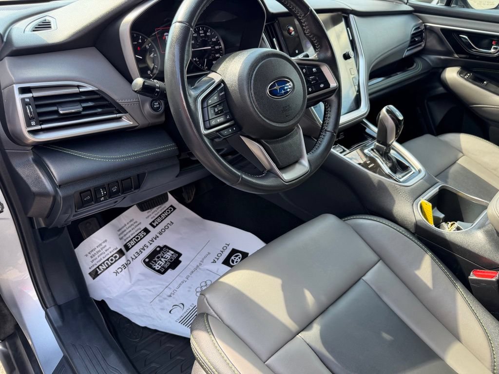 Used 2023 Subaru Outback Onyx Edition AWD/4WD image 14