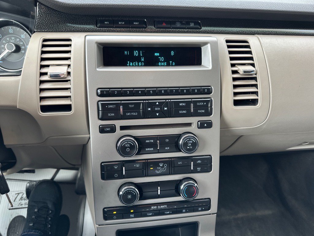 Used 2012 Ford Flex SE FWD image 24