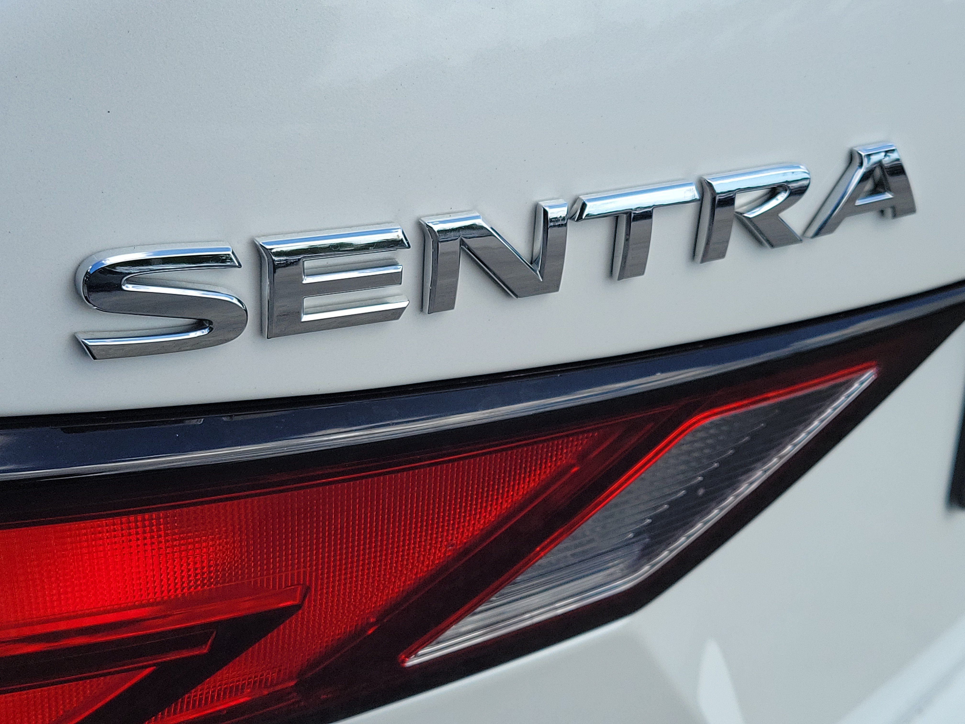 Used 2023 Nissan Sentra SV w/ All-Weather Package FWD image 11