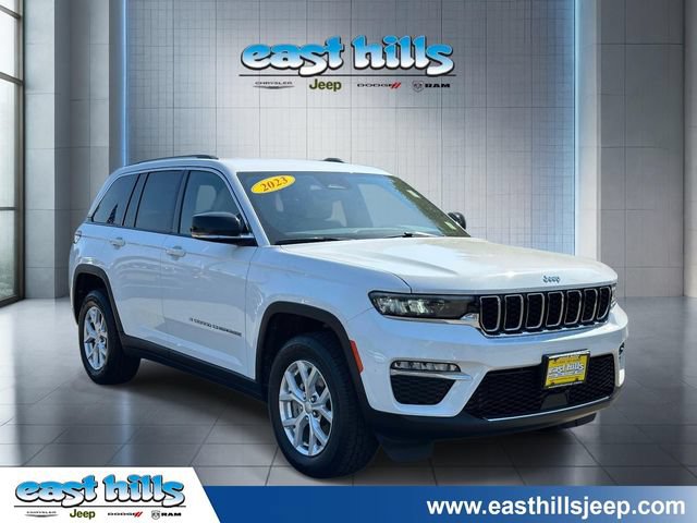 Used 2023 Jeep Grand Cherokee Limited AWD/4WD image 1