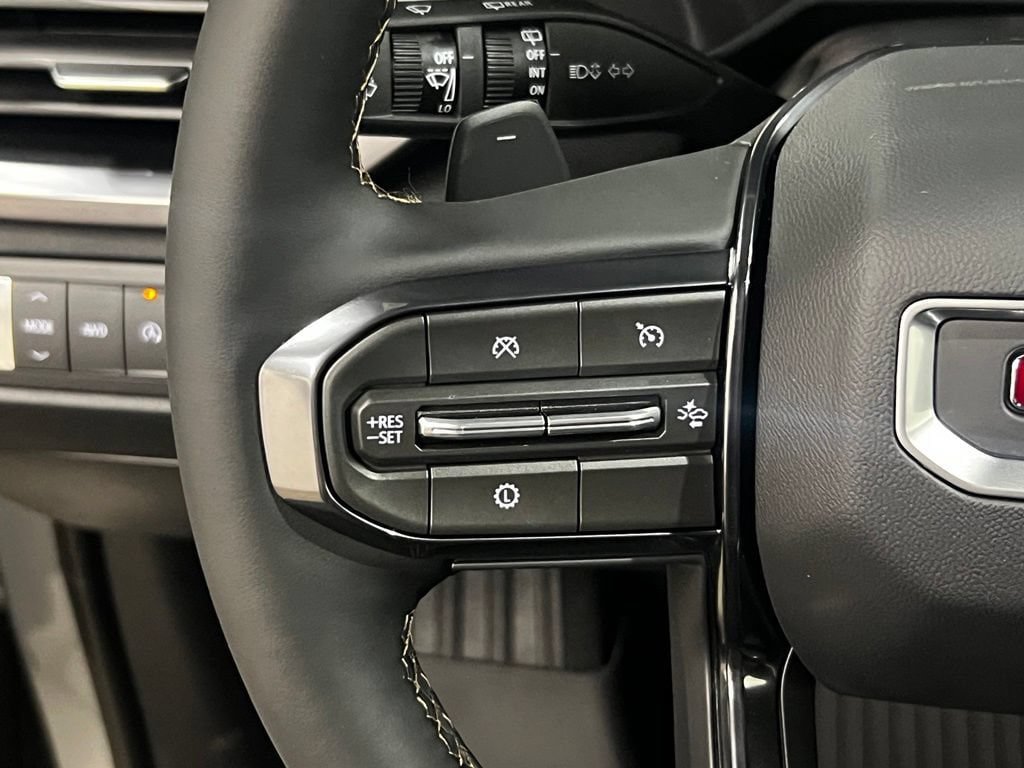 New 2026 GMC Acadia AT4 w/ Luxury Package AWD/4WD image 17