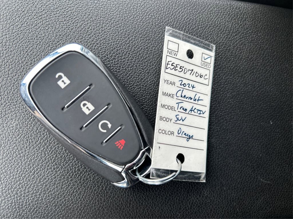 Used 2024 Chevrolet Trax ACTIV image 34