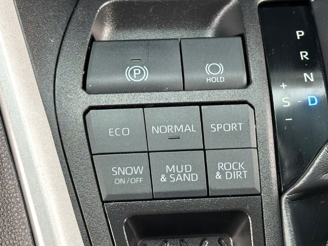 Certified 2025 Toyota RAV4 XLE AWD/4WD image 19