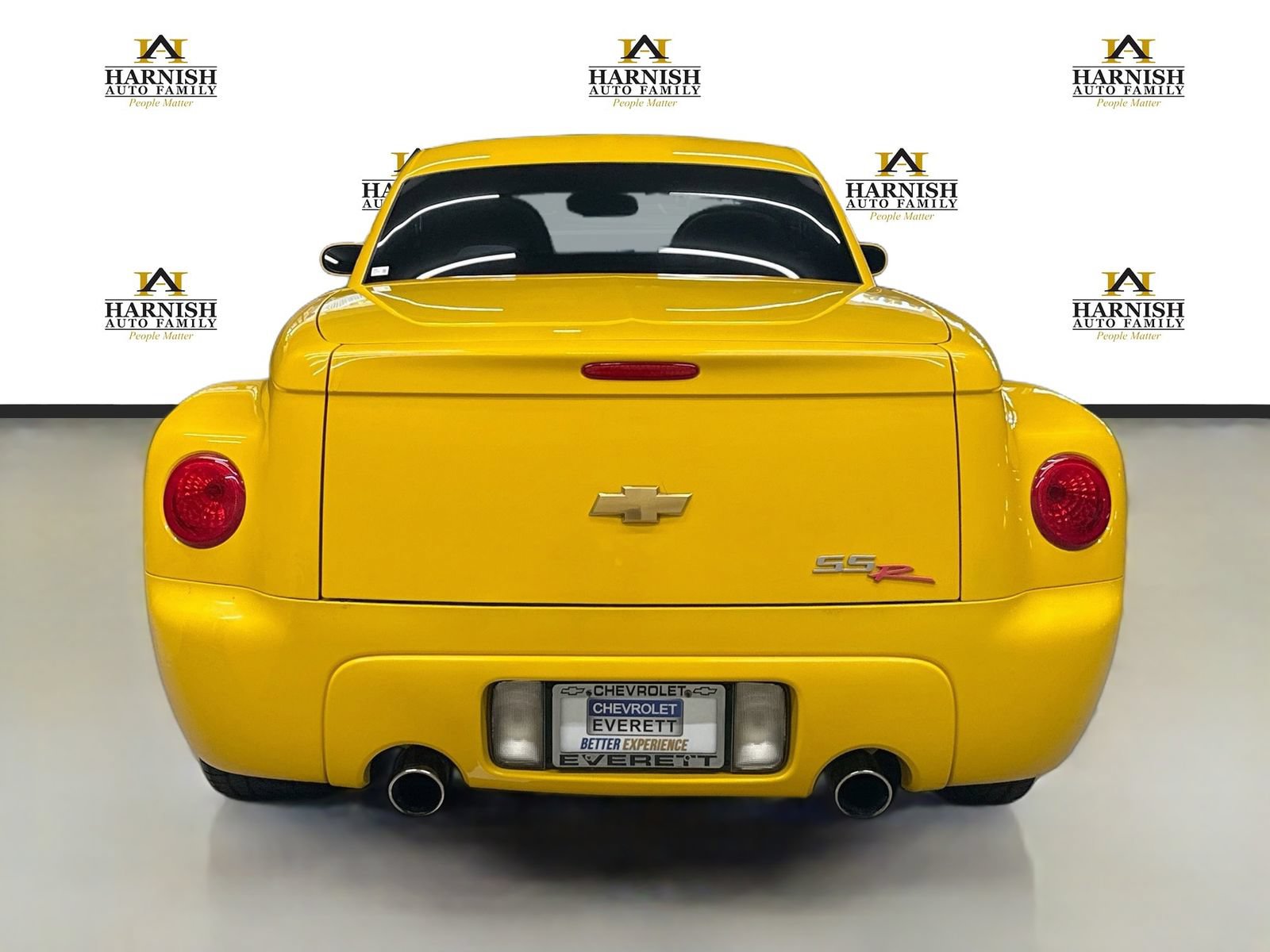 Used 2003 Chevrolet SSR w/ Preferred Equipment Group RWD image 7