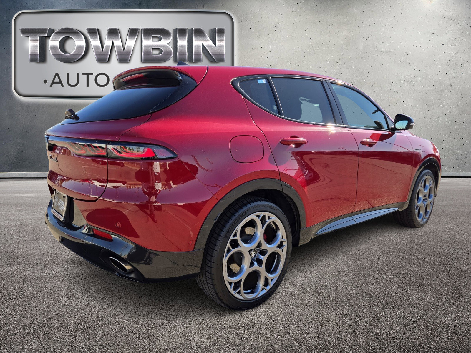 Used 2024 Alfa Romeo Tonale Veloce image 4
