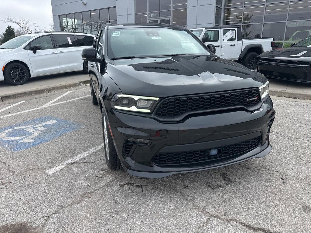Used 2023 Dodge Durango GT image 4