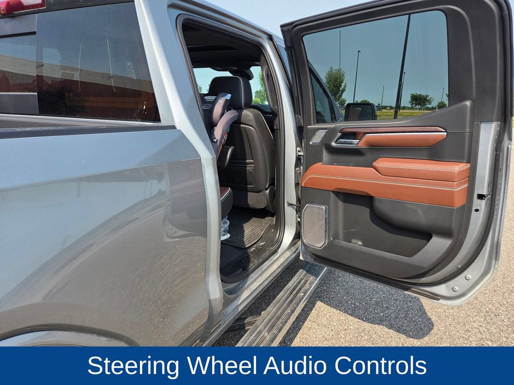 Used 2025 GMC Sierra 1500 Denali Ultimate AWD/4WD image 32