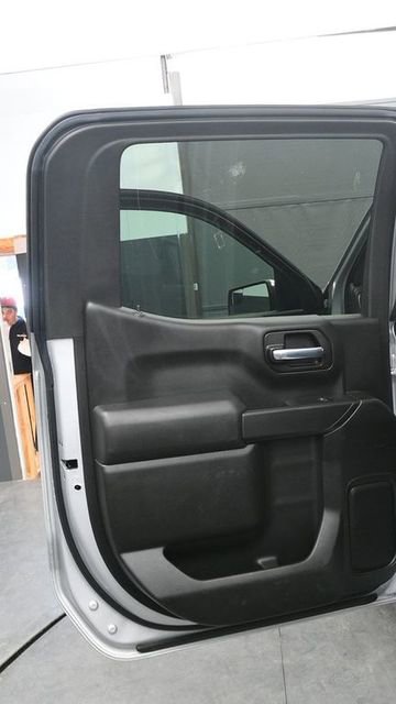Used 2021 Chevrolet Silverado 1500 LT w/ Bed Protection Package AWD/4WD image 14