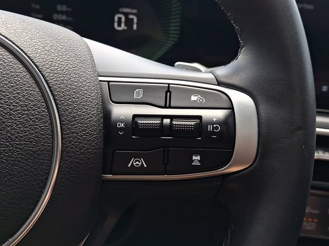 Certified 2025 Kia K5 GT FWD image 21