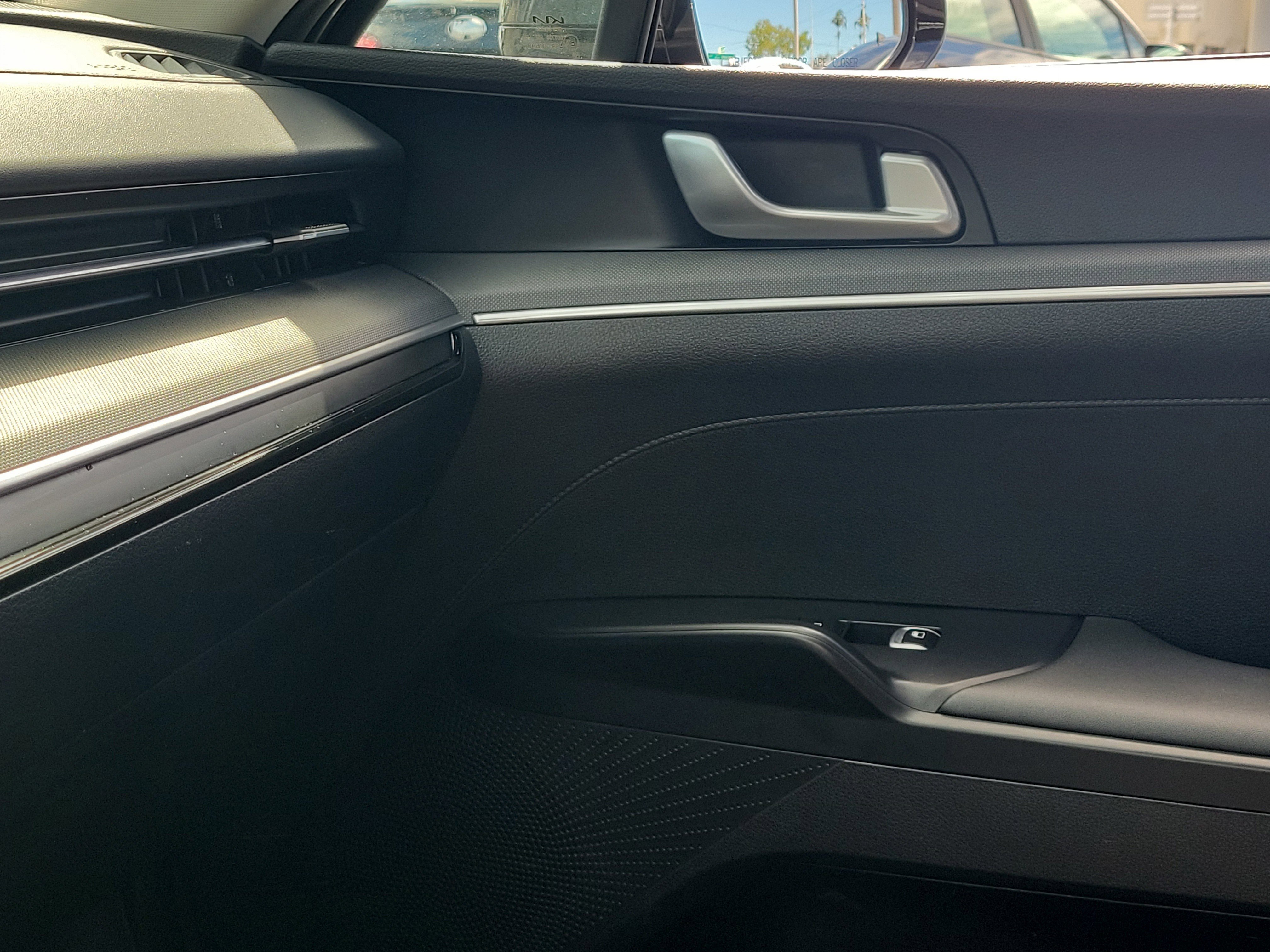 Used 2025 Kia K5 LXS image 30