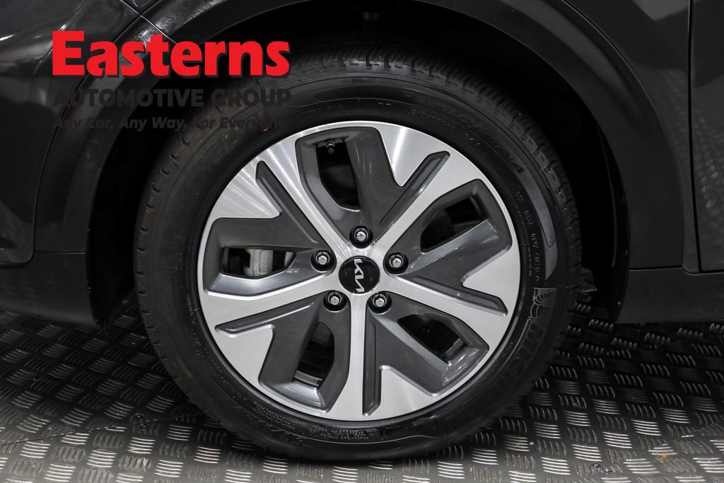 Used 2022 Kia Niro EX w/ Cold Weather Package image 31