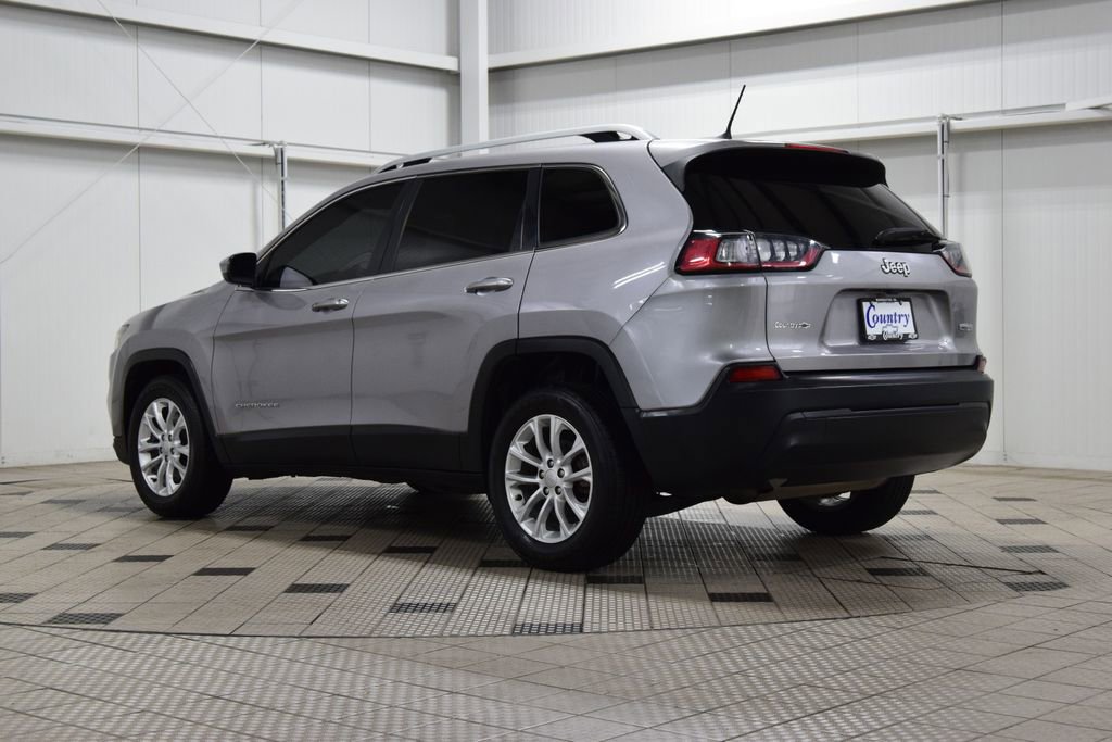 Used 2019 Jeep Cherokee Latitude w/ Cold Weather Group image 6