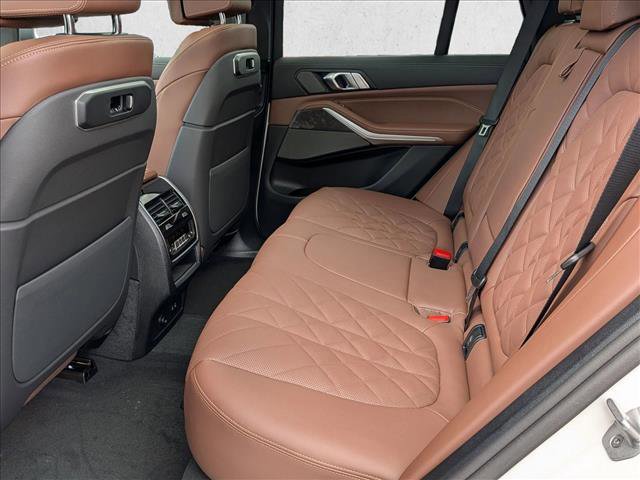 New 2026 BMW X5 xDrive40i w/ Climate Comfort Package AWD/4WD image 17