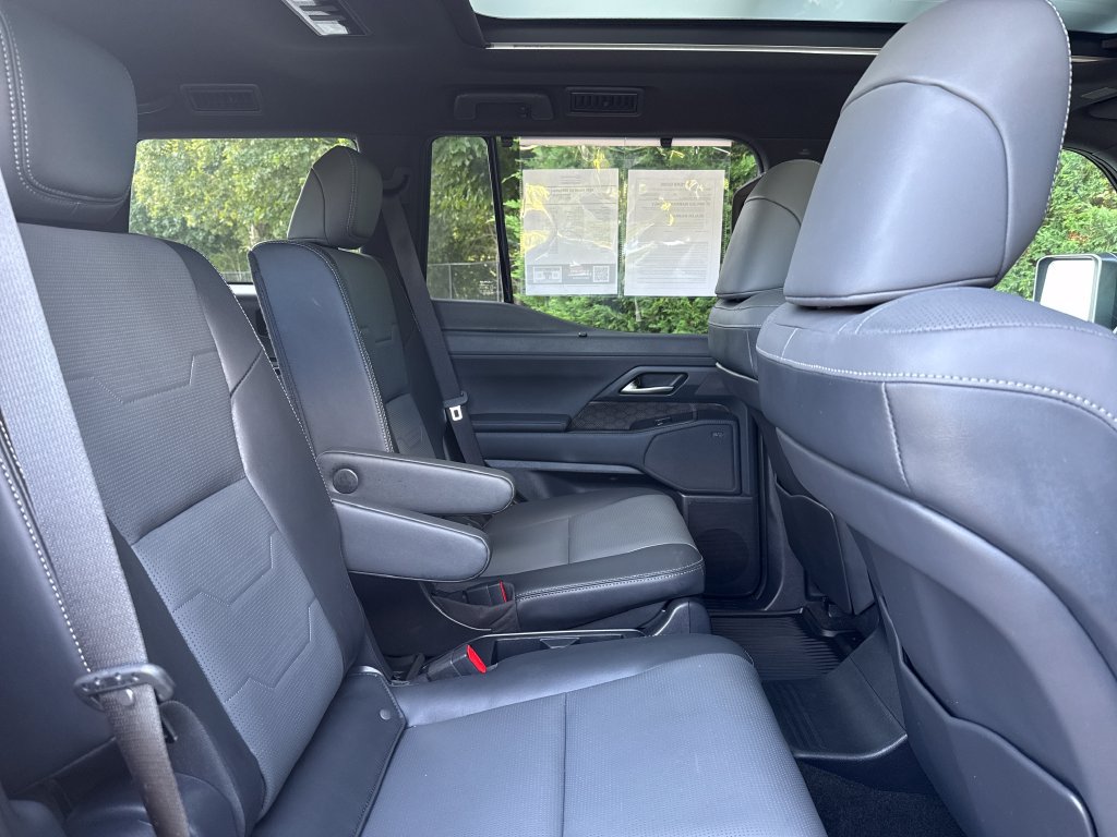 Used 2026 Lexus GX 550 w/ Accessory Package (31) AWD/4WD image 15