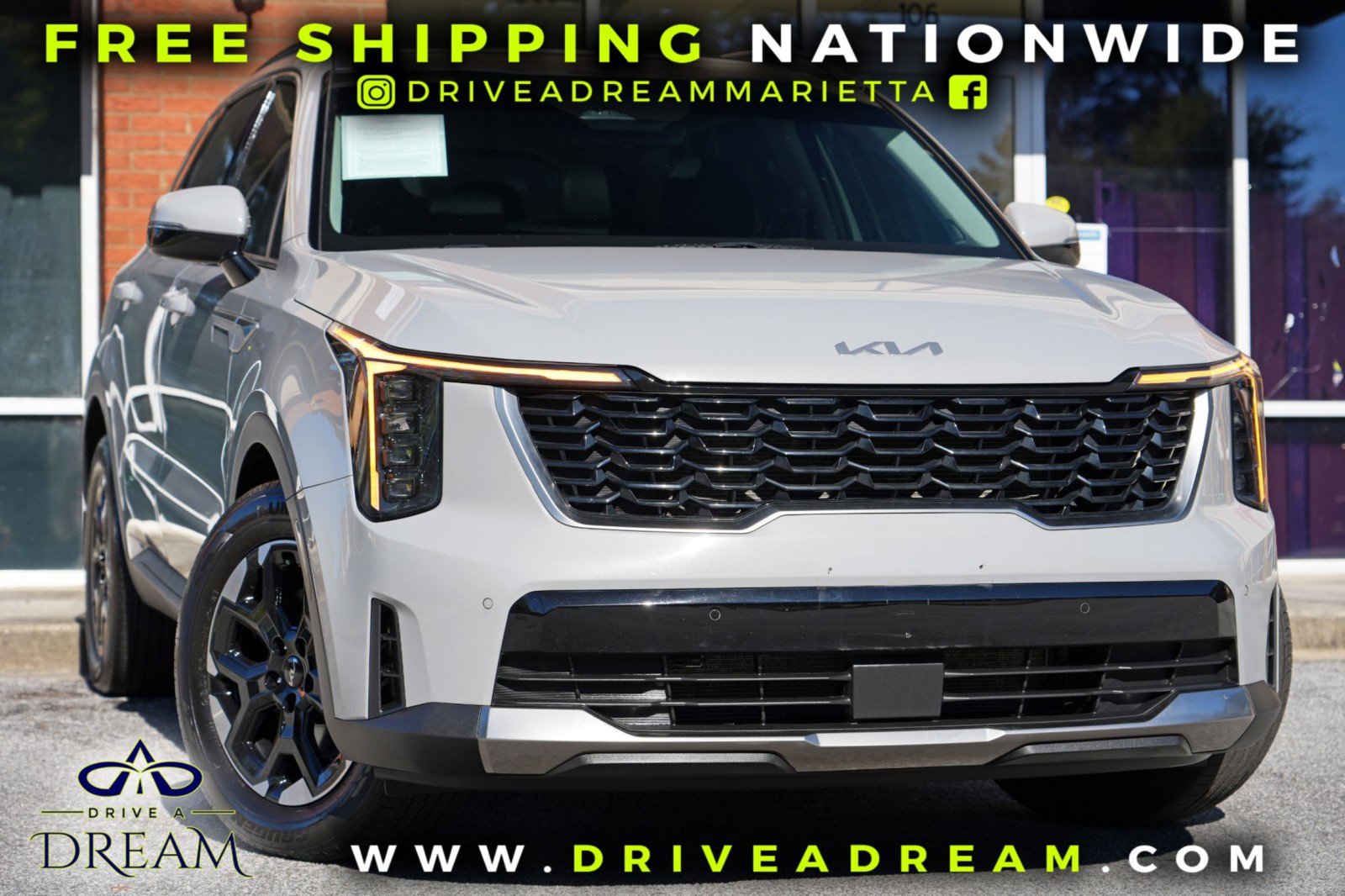 Used 2025 Kia Sorento S w/ Panoramic Sunroof Package FWD image 2