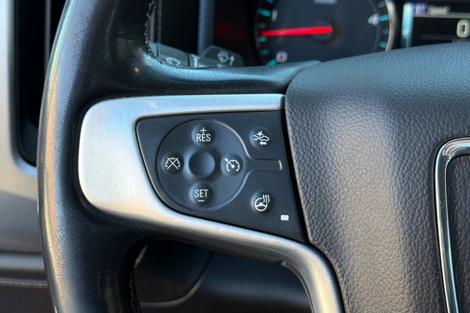 Used 2019 GMC Sierra 2500 SLT w/ Duramax Plus Package image 34