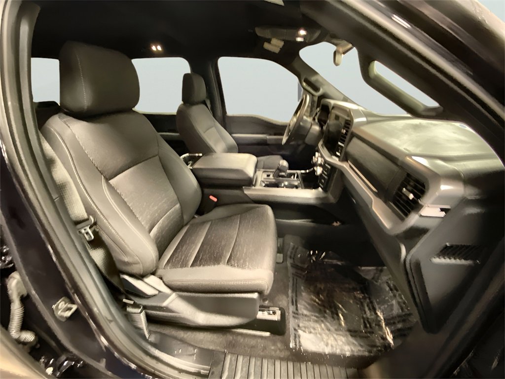 Used 2025 Ford F150 XLT w/ Equipment Group 301A Standard image 17