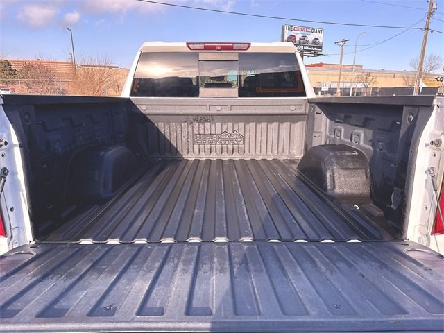 Used 2019 Chevrolet Silverado 1500 High Country w/ Technology Package image 27