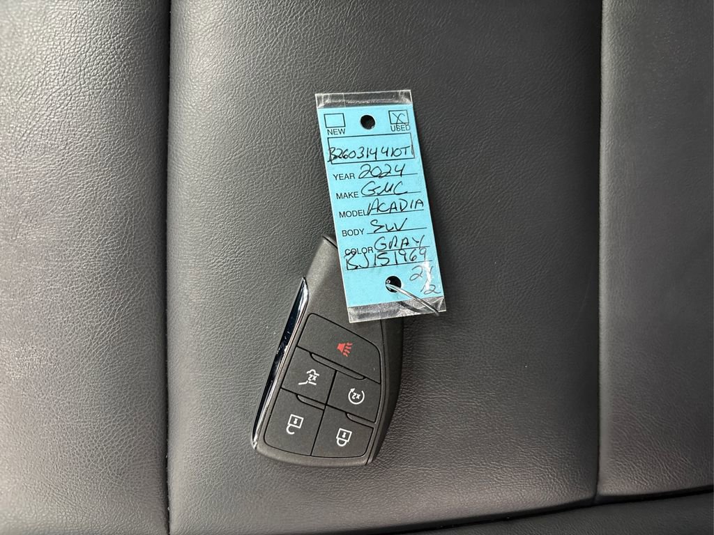 Used 2024 GMC Acadia Elevation w/ Trailering Package image 44