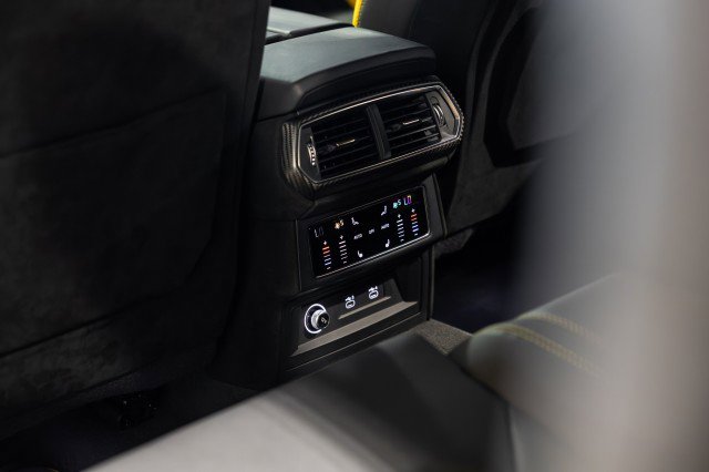 Used 2023 Lamborghini Urus Performante image 54