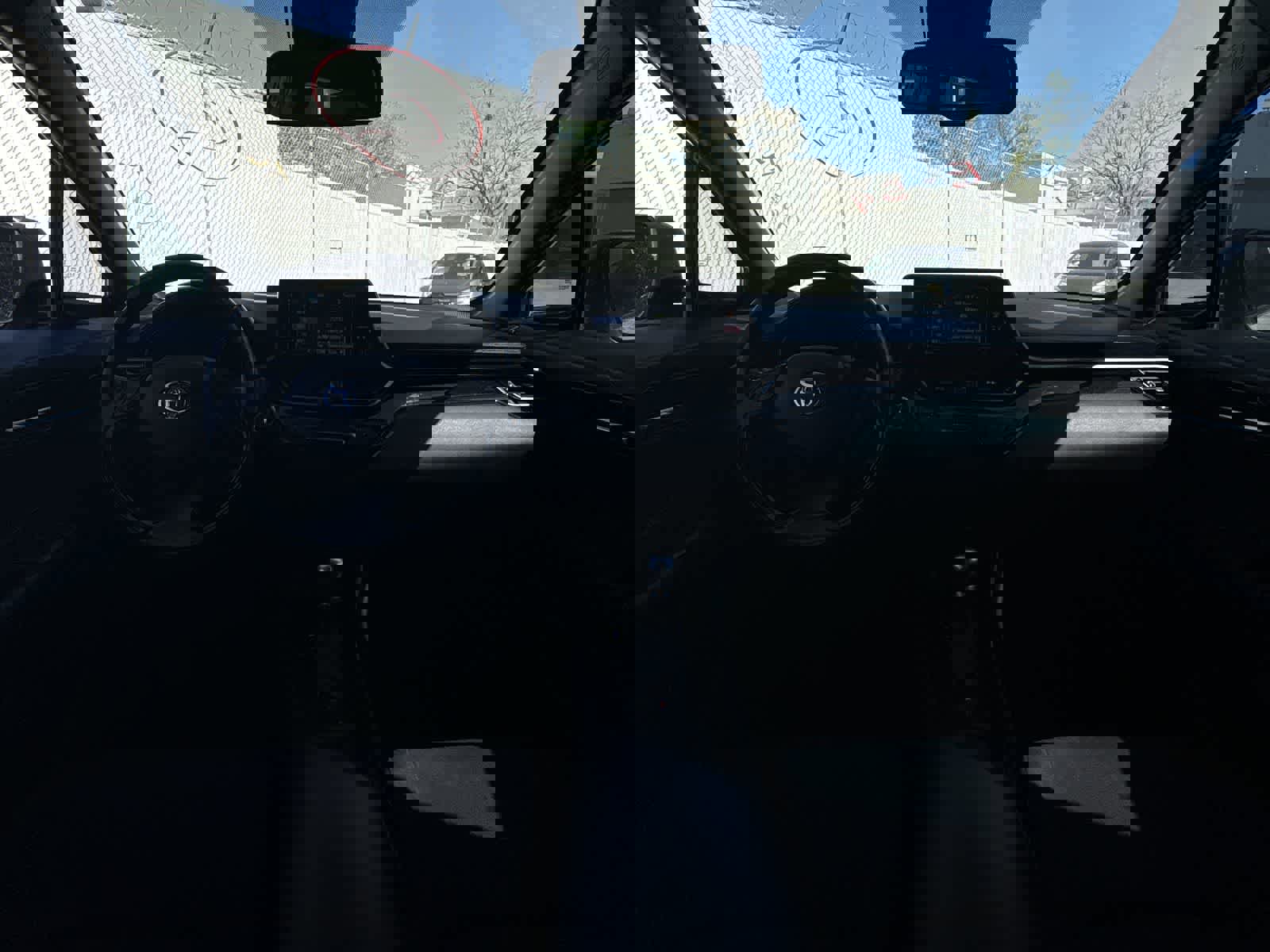 Used 2018 Toyota C-HR XLE image 21