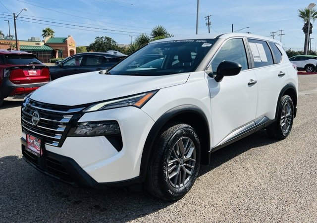 Certified 2025 Nissan Rogue S image 3