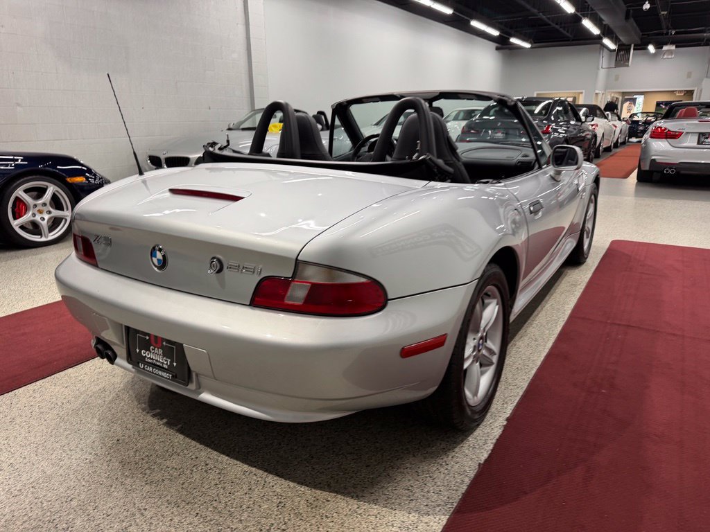 Used 2001 BMW Z3 2.5i RWD image 13