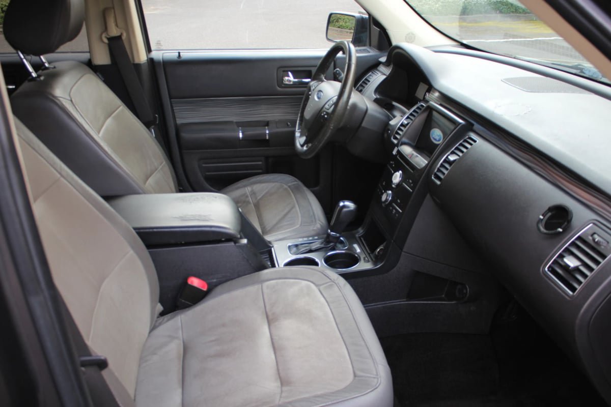 Used 2016 Ford Flex SEL w/ Equipment Group 202A AWD/4WD image 28