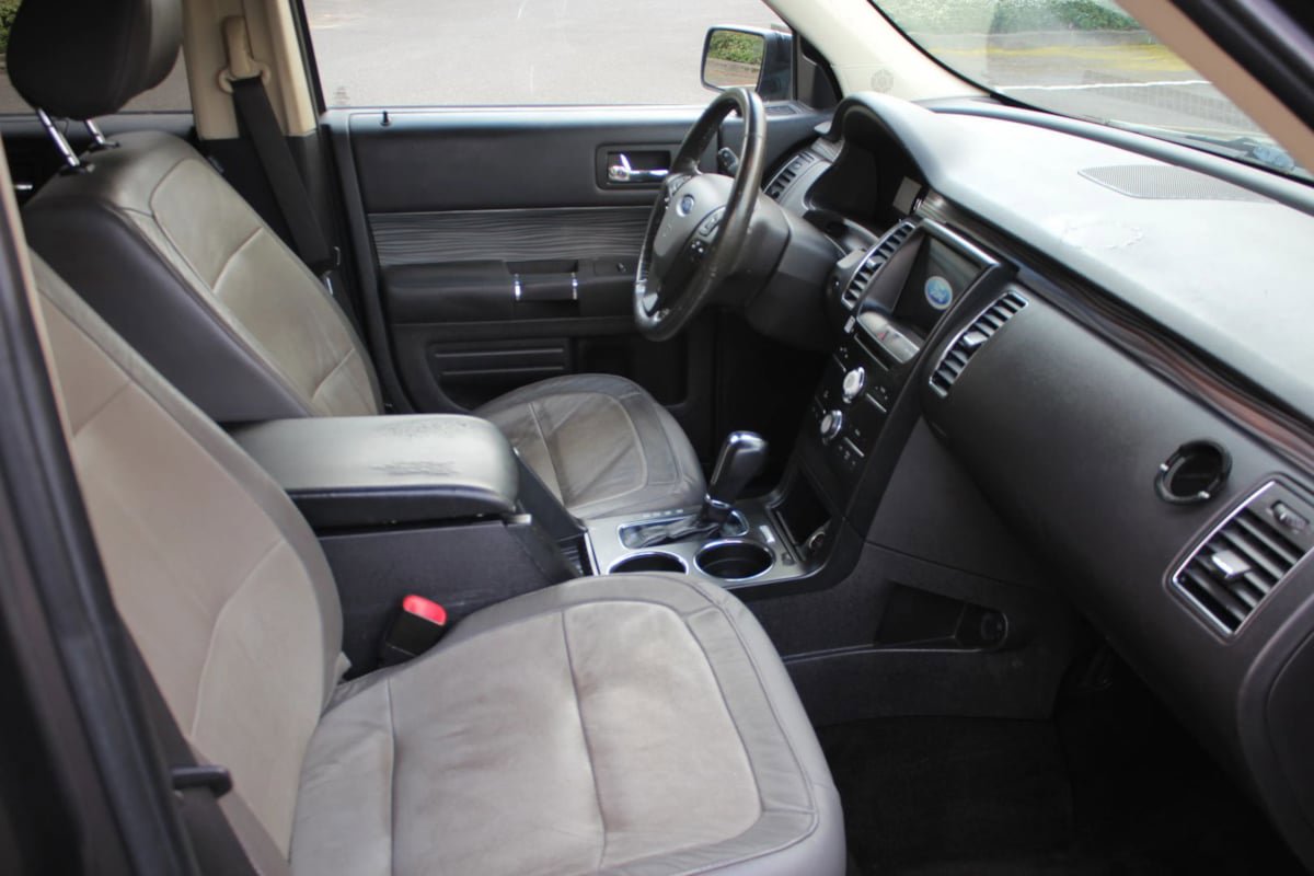 Used 2016 Ford Flex SEL w/ Equipment Group 202A AWD/4WD image 28