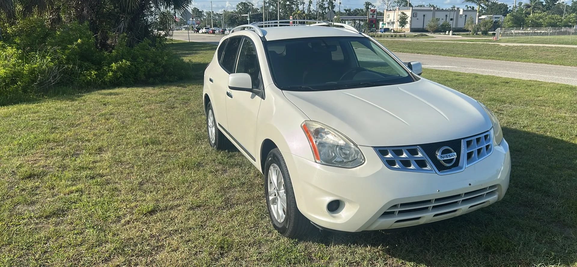 Used 2012 Nissan Rogue SV AWD/4WD image 13