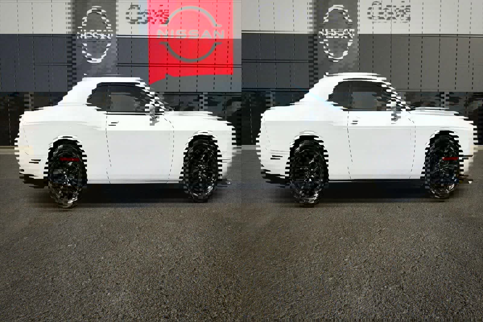 Used 2019 Dodge Challenger GT w/ Blacktop Package image 9