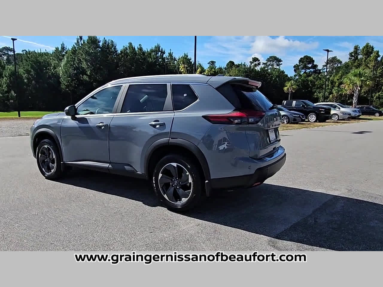 New 2026 Nissan Rogue SV image 25