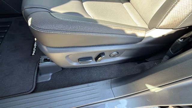 New 2026 Nissan Pathfinder SL image 21