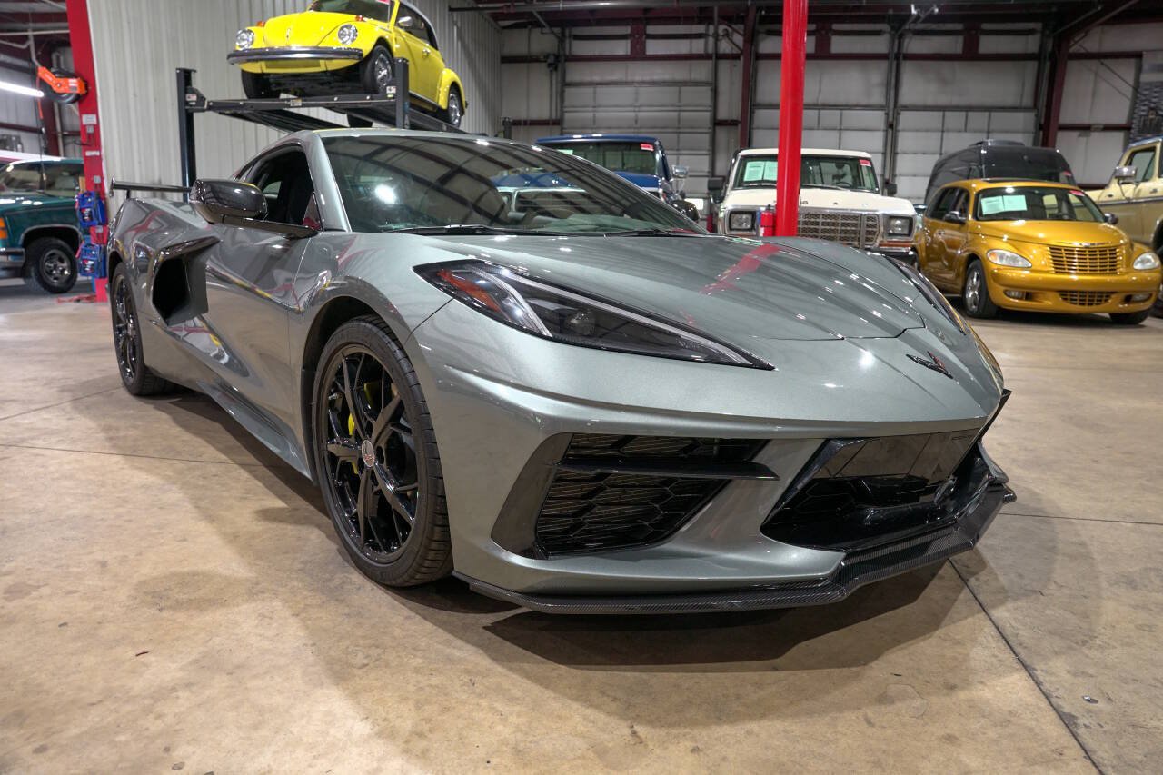 Used 2022 Chevrolet Corvette Stingray Coupe w/ 1LT RWD image 12