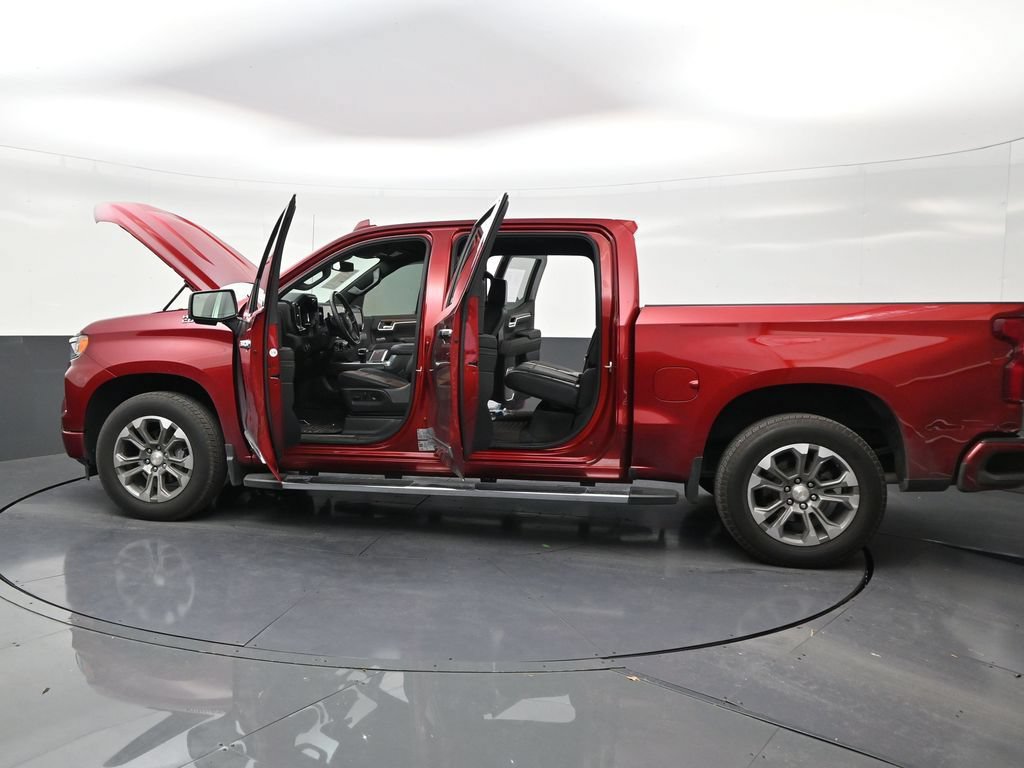 Used 2024 Chevrolet Silverado 1500 High Country RWD image 30