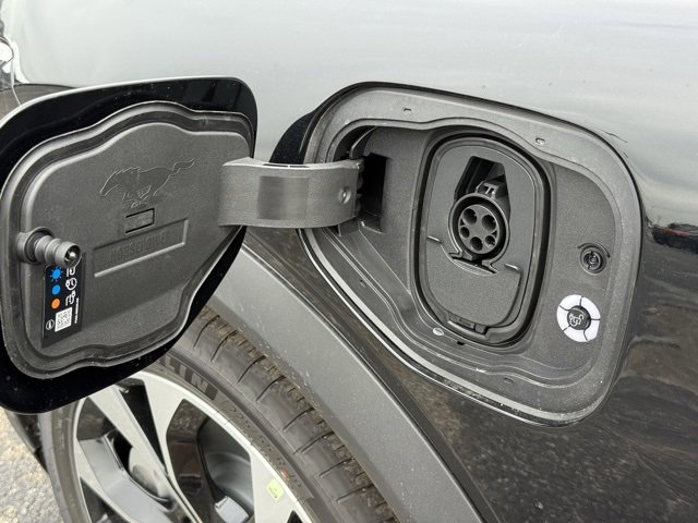 New 2025 Ford Mustang Mach-E Select w/ Comfort Package Lite image 19