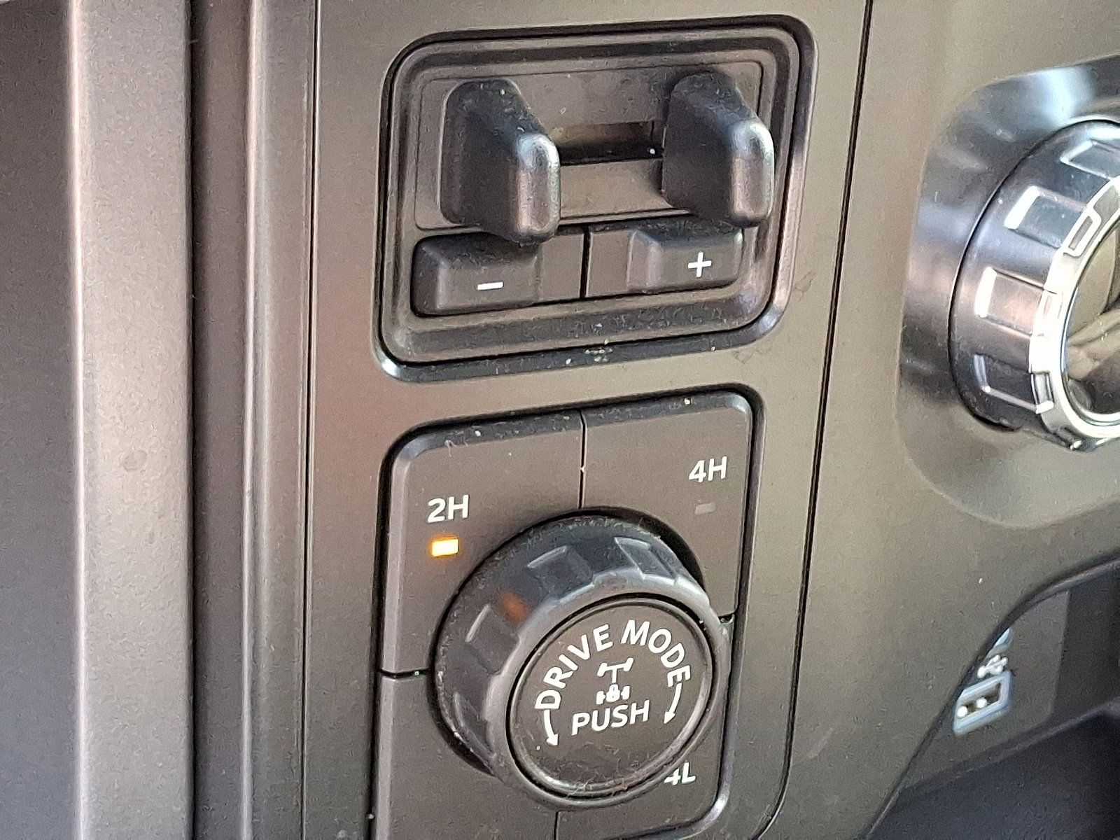 Used 2022 Ford F150 XLT w/ Equipment Group 301A Mid image 23