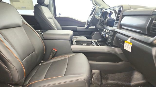 New 2026 Ford F250 Lariat w/ Black Appearance Package AWD/4WD image 24