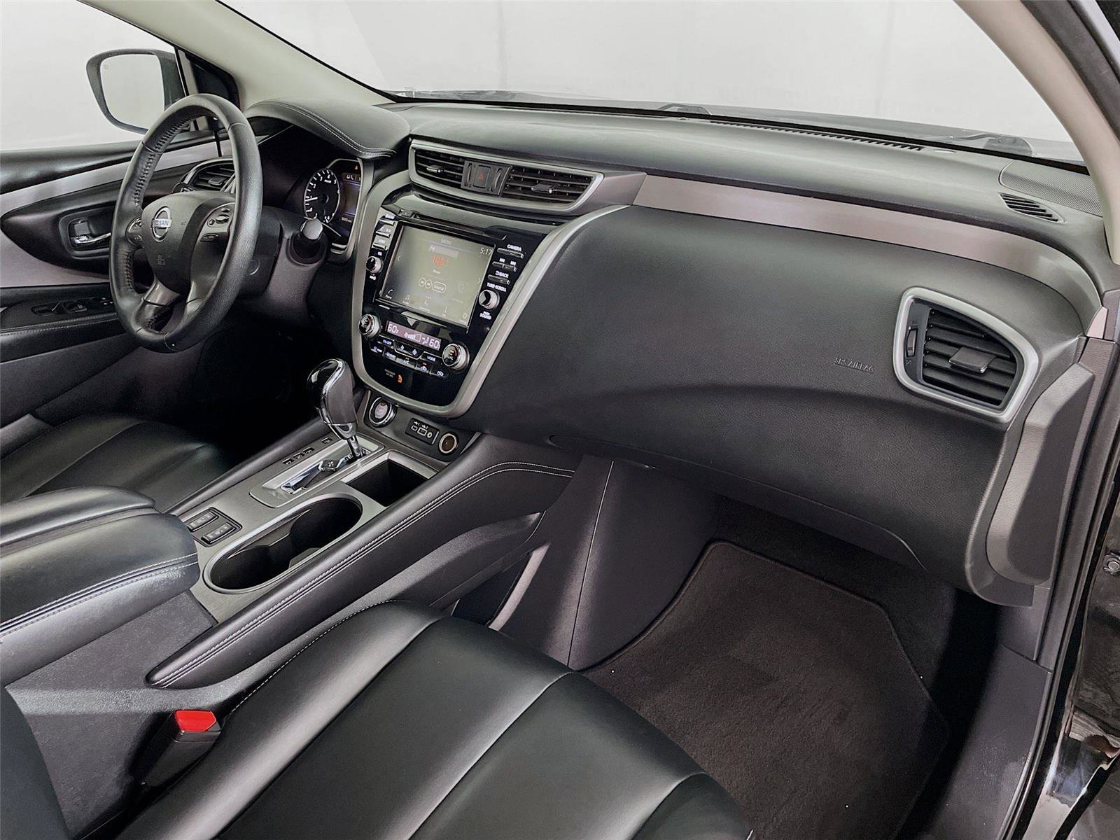 Used 2020 Nissan Murano SV w/ Premium Package image 30