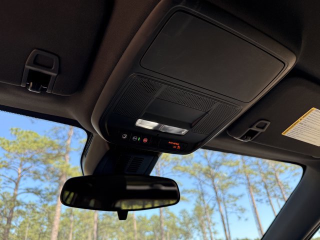 Used 2025 Chevrolet Equinox LT image 24