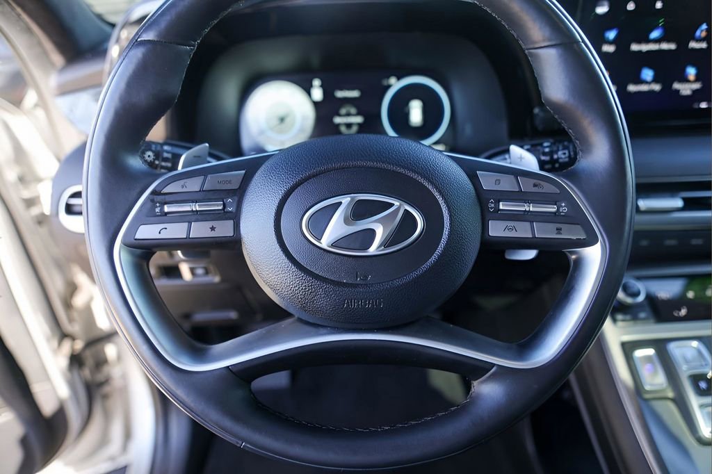 Used 2023 Hyundai Palisade Calligraphy image 12