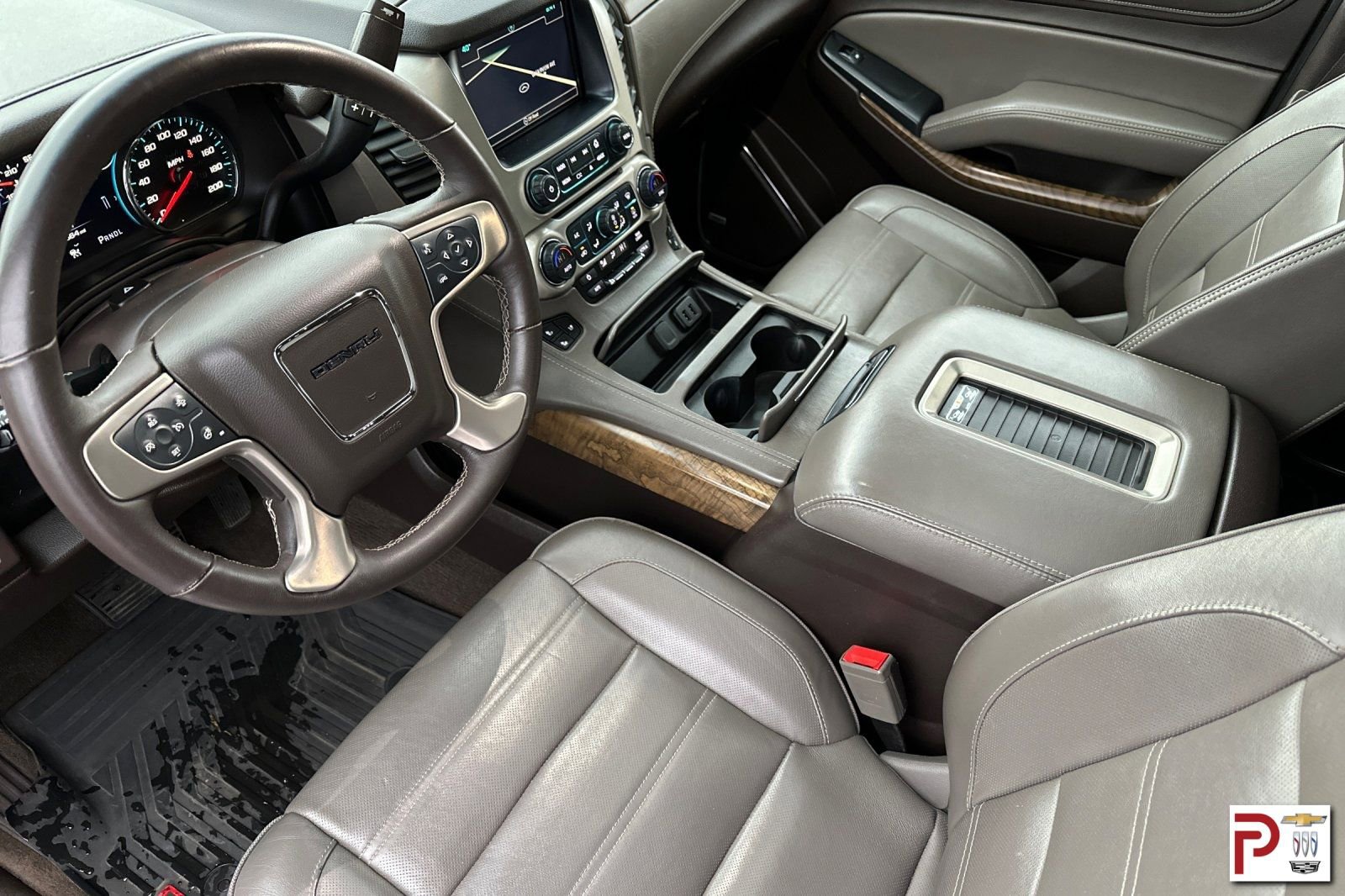 Used 2018 GMC Yukon Denali image 10