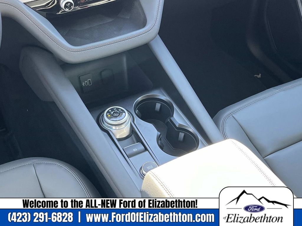 New 2026 Ford Explorer Active image 14