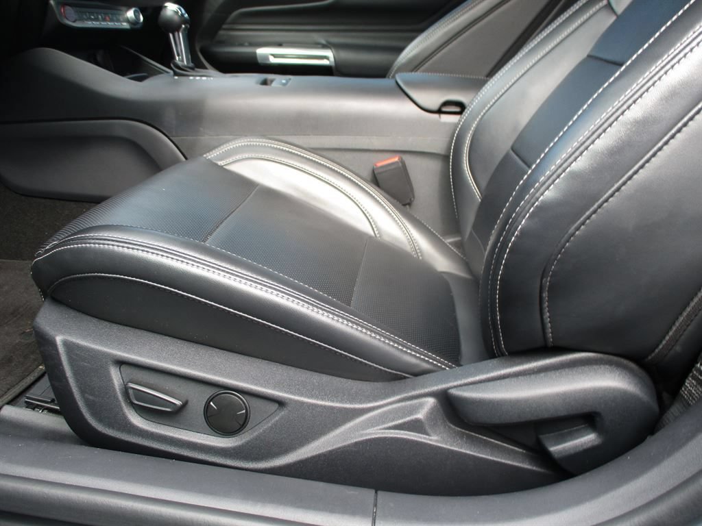 Used 2024 Ford Mustang Premium RWD image 15