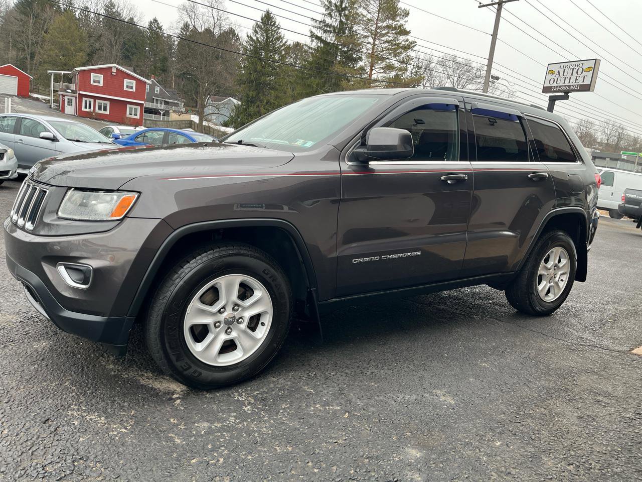 Used 2015 Jeep Grand Cherokee Laredo w/ Quick Order Package 23E image 9